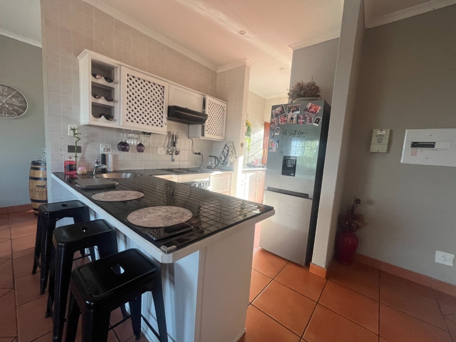 4 Bedroom Property for Sale in Safari Gardens North West